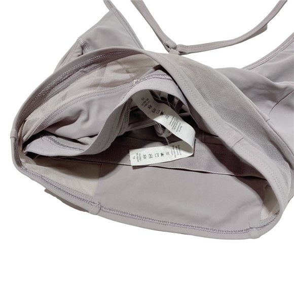 NEW Lululemon Get Strappy Bra Chrome - Picture 8 of 9